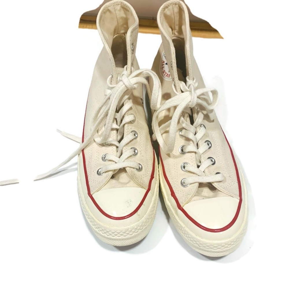 Converse Chuck Taylors cream high tops Men’s 8/Women’s 10